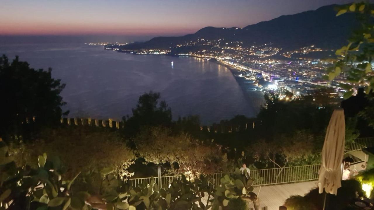 Empire Residence Alanya/Mahmutlar 50M От Моря Екстериор снимка